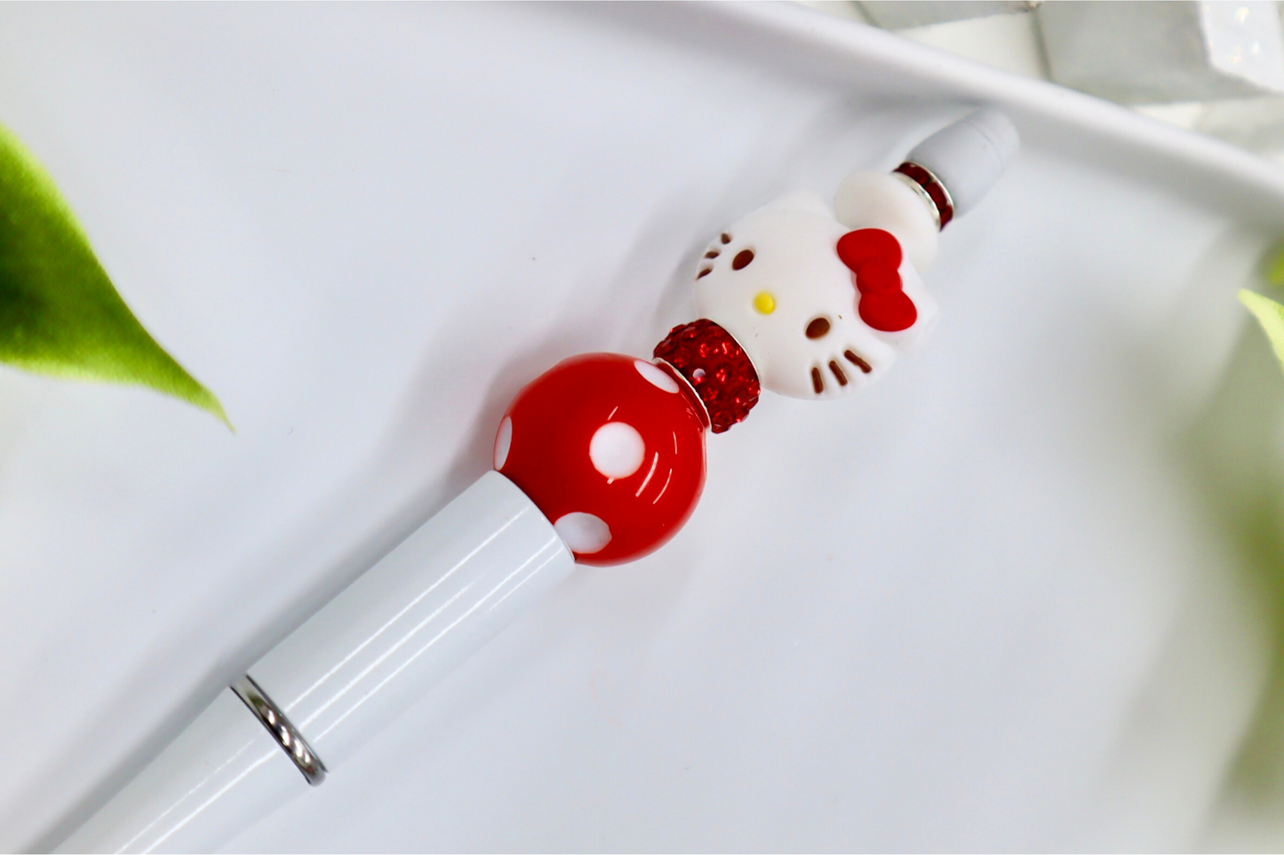 Beaded Pen Red and White Kitty